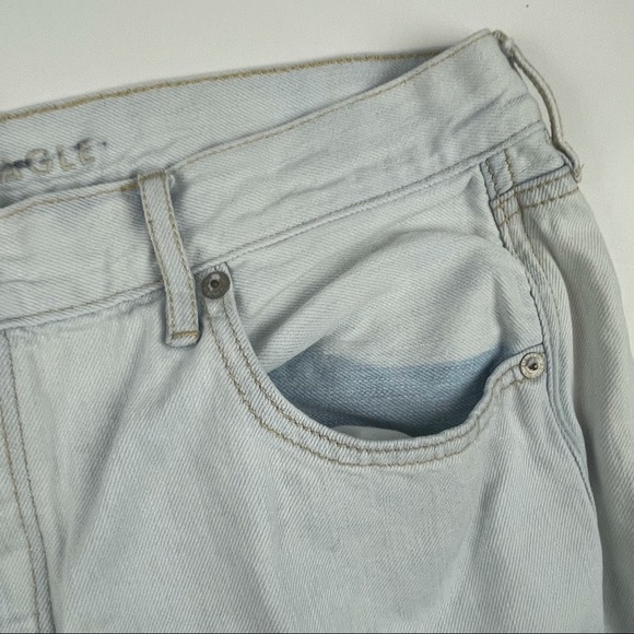 American Eagle Light Wash Cropped Wide Leg Jeans - Picture 3 of 13